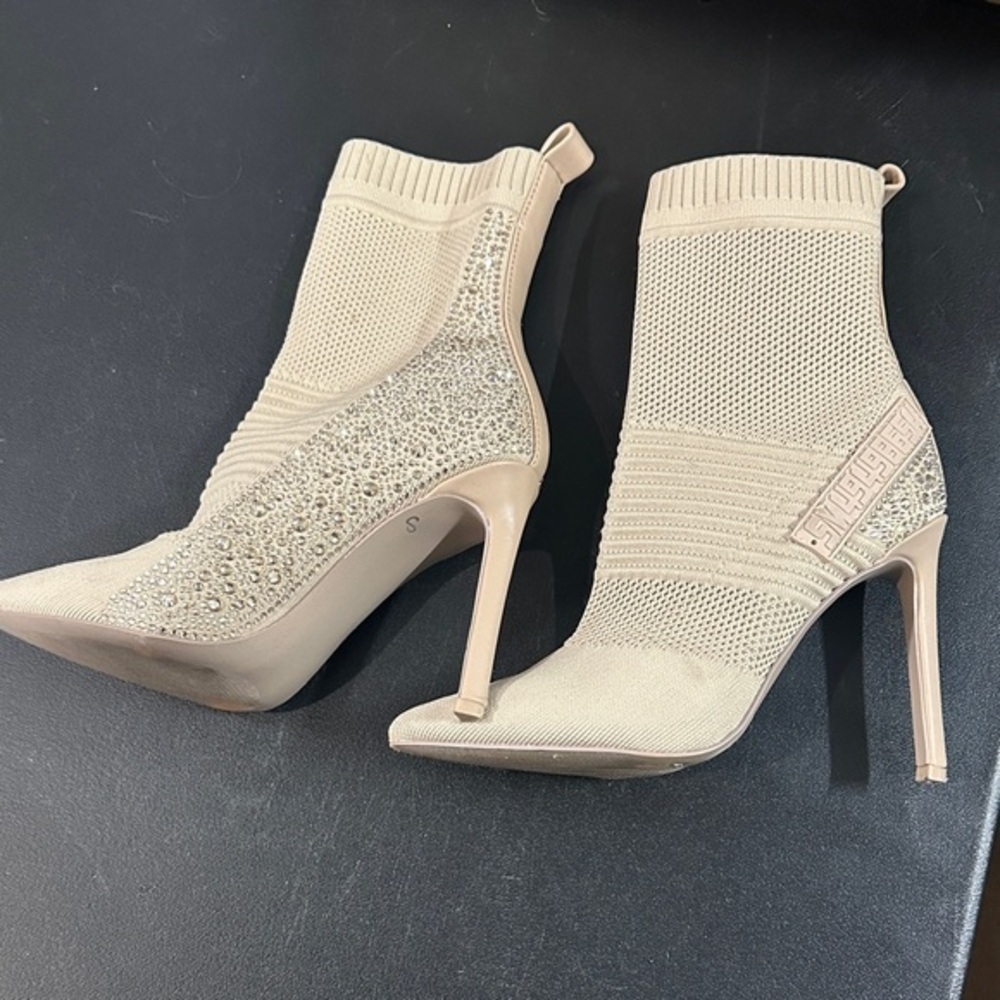 Steve Madden women’s Elegant Beige Ankle Boots with Rhinestone Detailing